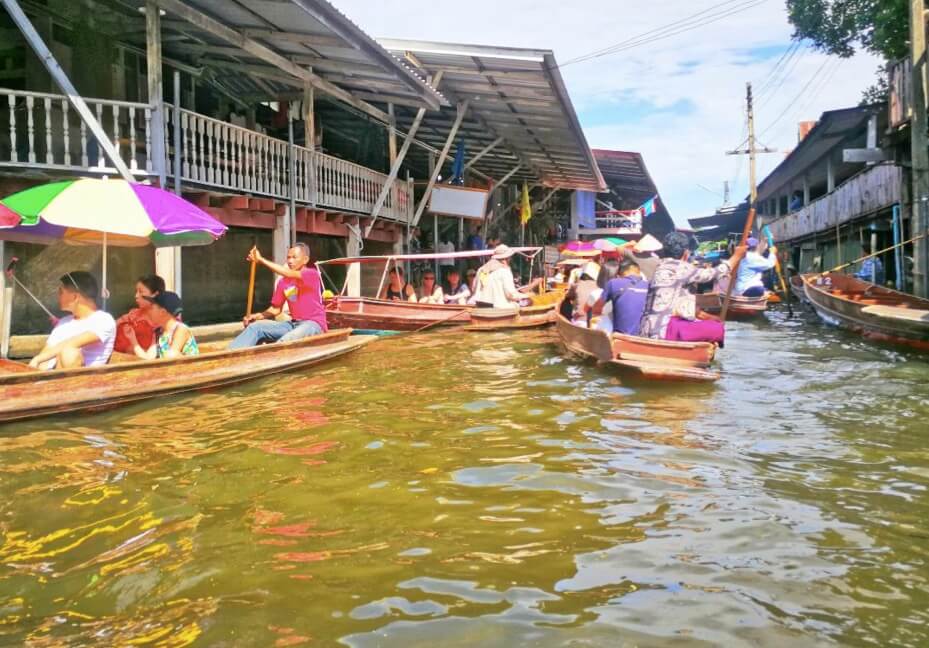 Damnoen Saduak Floating Market 2
